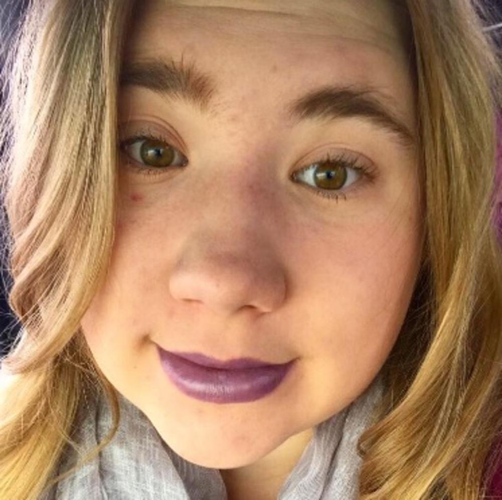 Meet your Posher, Nina